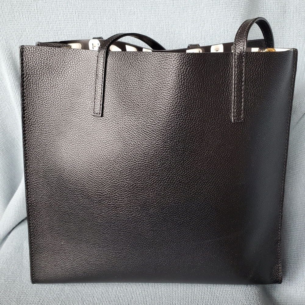 Marc Jacobs Black Leather Tote Sleek Design - Picture 10 of 16